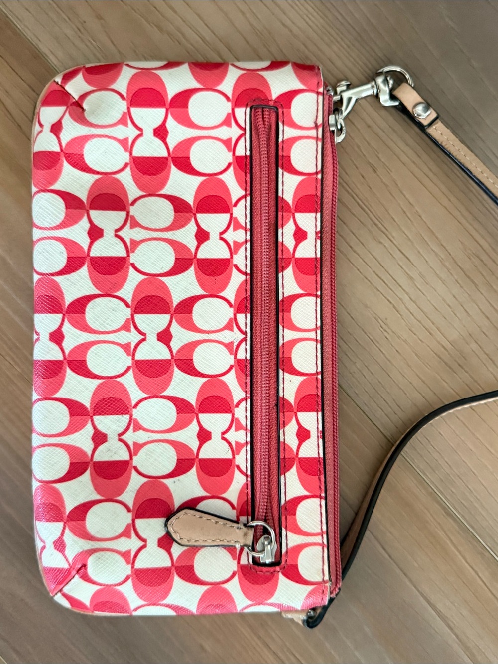 Coach Coral & White Signature Print Wristlet - Picture 2 of 3